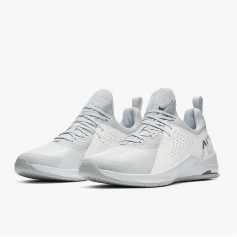 Nike Air Max Bella TR 3 Gray and White Size 7